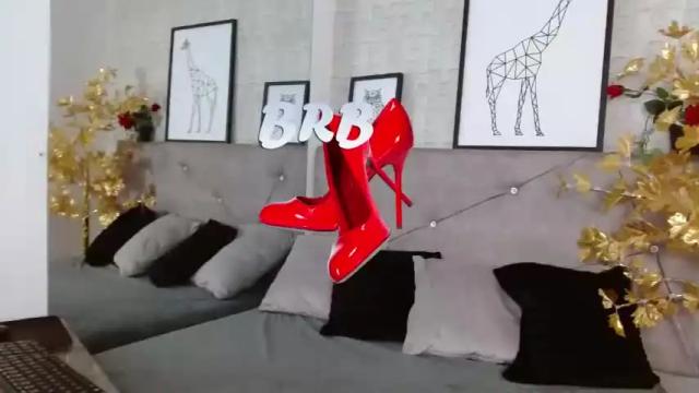 Image 10 of gracelyh Stream on Chaturbate on 18 months ago