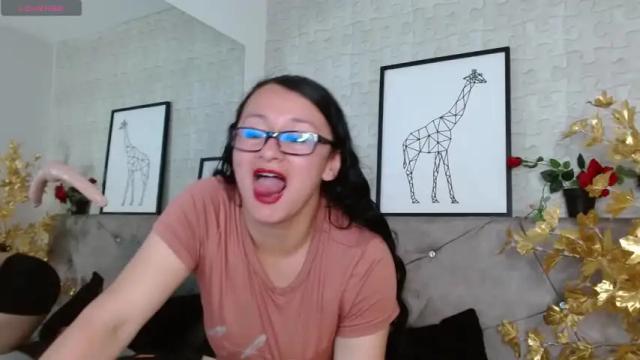 Image 2 of gracelyh Stream on Chaturbate on 18 months ago
