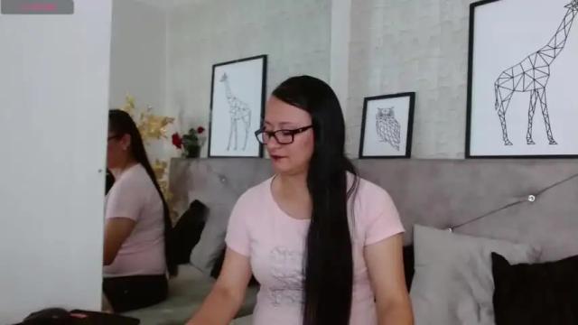 Image 11 of gracelyh Stream on Chaturbate on 17 months ago