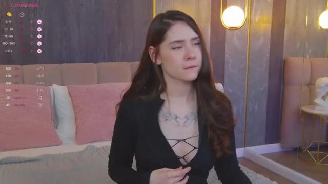 Image 2 of graceraze Stream on Chaturbate on 14 months ago