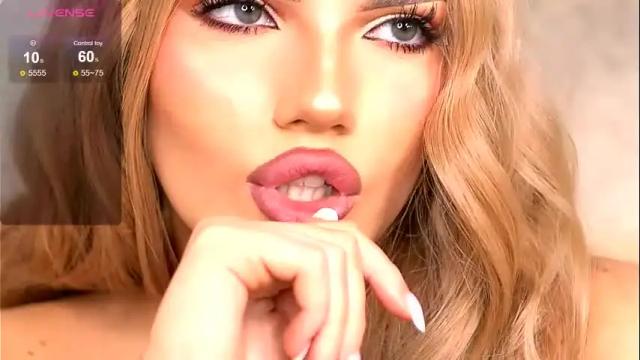Image 6 of gracianelee Stream on Chaturbate on 1 month ago
