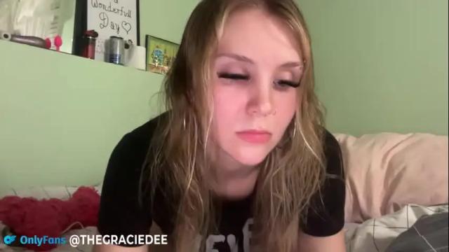 Image 2 of graciedee9050 Stream on Chaturbate on 2 months ago