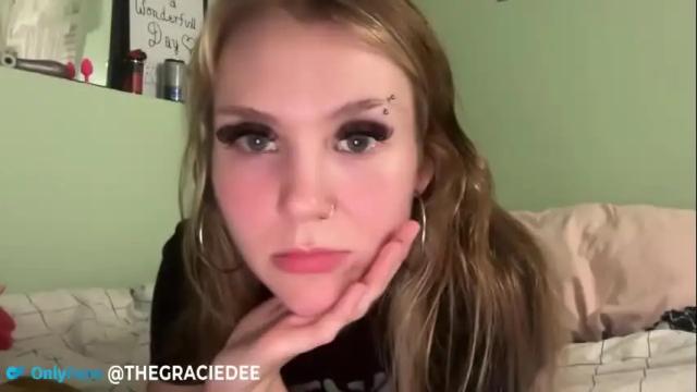 Image 6 of graciedee9050 Stream on Chaturbate on 2 months ago