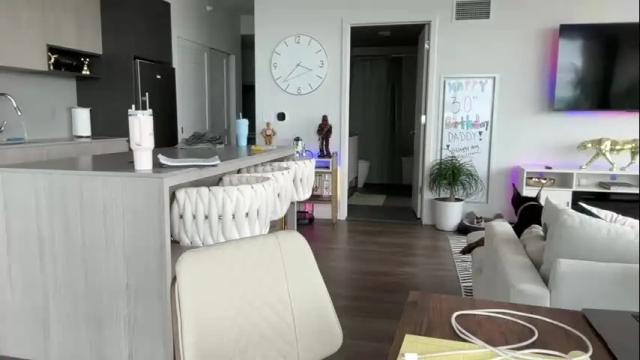 Thumbnail 1, graciemae_baexx's Stream at Chaturbate, 1 month ago