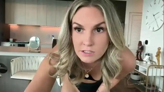 Image 7 of graciemae_baexx Stream on Chaturbate on 3 days ago