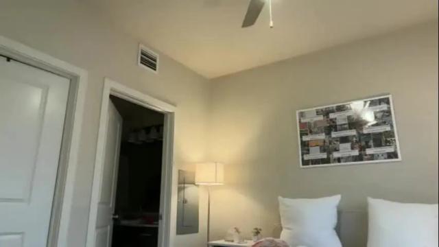 Thumbnail 1, graciesmith27's Stream at Chaturbate, 1 month ago