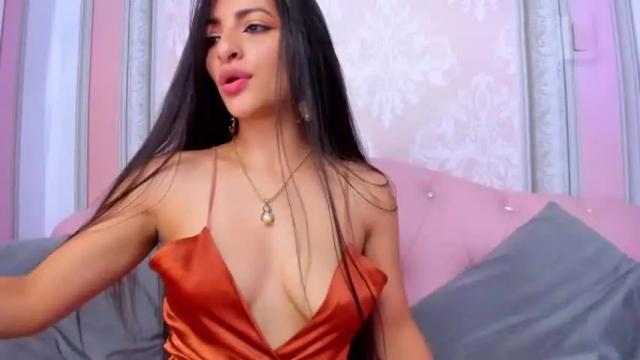 Image 4 of grecia_petite Stream on Chaturbate on 23 months ago
