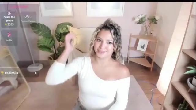 Image 12 of greciamiller Stream on Chaturbate on 1 month ago