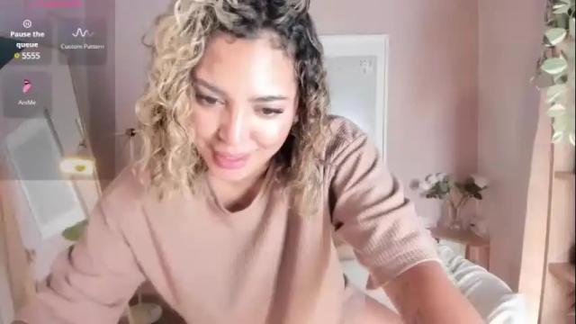 Image 10 of greciamiller Stream on Chaturbate on 1 month ago