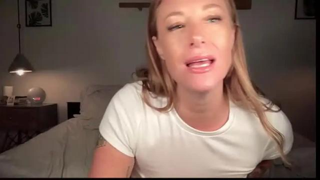 Image 8 of green_eyed_goddess_ Stream on Chaturbate on 2 days ago