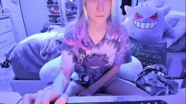 Thumbnail 2, greeneyedlovexo's Stream at Chaturbate, 16 months ago