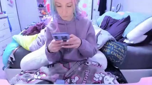 Image 7 of greeneyedlovexo Stream on Chaturbate on 15 months ago
