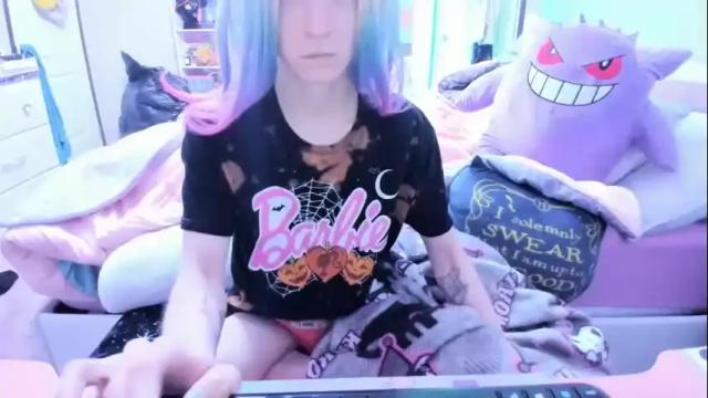 Image 11 of greeneyedlovexo Stream on Chaturbate on 13 months ago