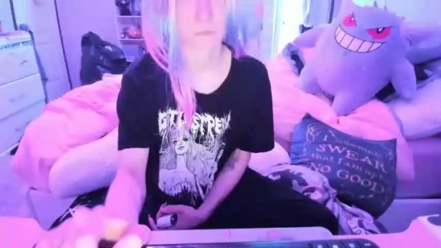 Image 6 of greeneyedlovexo Stream on Chaturbate on 13 months ago