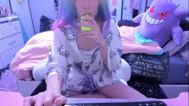 Image 10 of greeneyedlovexo Stream on Chaturbate on 12 months ago