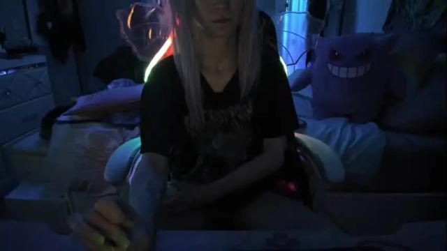 Image 11 of greeneyedlovexo Stream on Chaturbate on 2 months ago