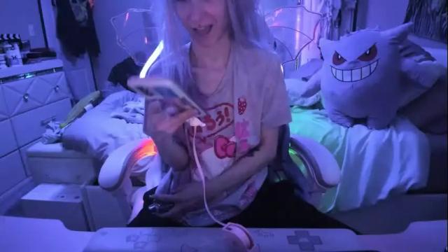 Thumbnail 3, greeneyedlovexo's Stream at Chaturbate, 1 month ago