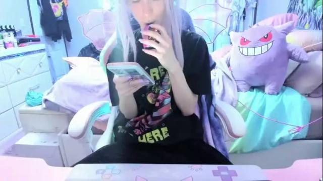 Thumbnail 1, greeneyedlovexo's Stream at Chaturbate, 1 month ago