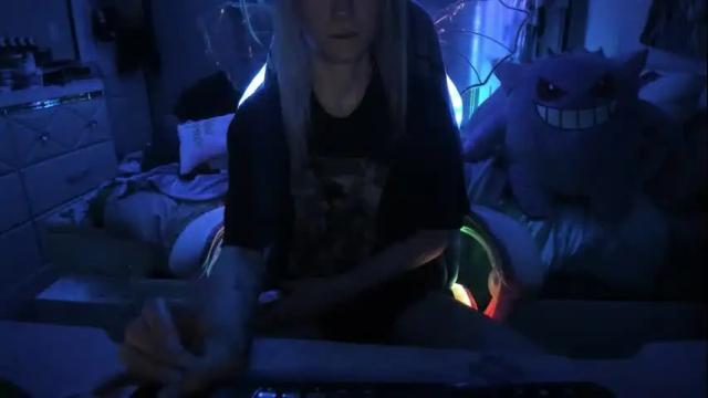Image 3 of greeneyedlovexo Stream on Chaturbate on 1 month ago