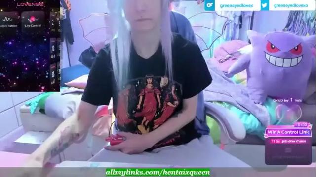 Image 3 of greeneyedlovexo Stream on Chaturbate on 1 month ago