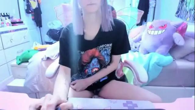 Image 2 of greeneyedlovexo Stream on Chaturbate on 26 days ago