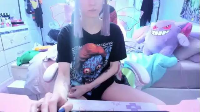 Image 4 of greeneyedlovexo Stream on Chaturbate on 26 days ago