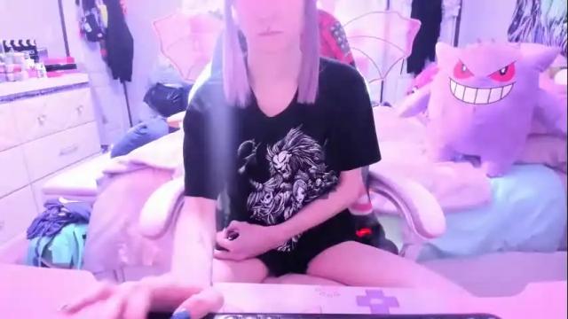 Image 2 of greeneyedlovexo Stream on Chaturbate on 22 days ago