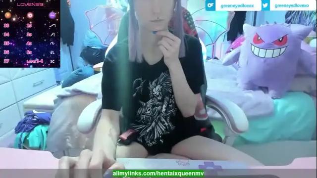 Image 3 of greeneyedlovexo Stream on Chaturbate on 22 days ago