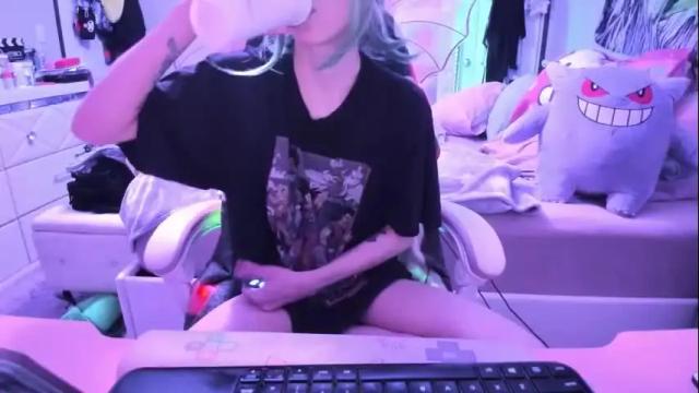Image 3 of greeneyedlovexo Stream on Chaturbate on 1 day ago
