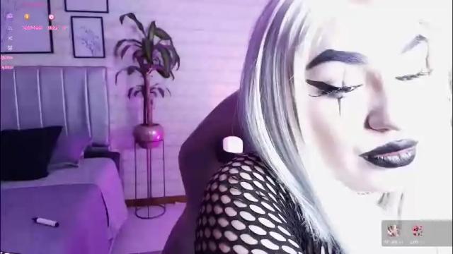 Image 3 of greennbella Stream on Chaturbate on 1 month ago