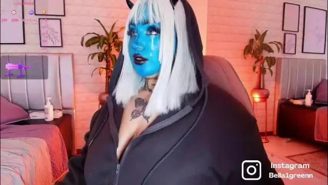 Image 4 of greennbella Stream on Chaturbate on 29 days ago