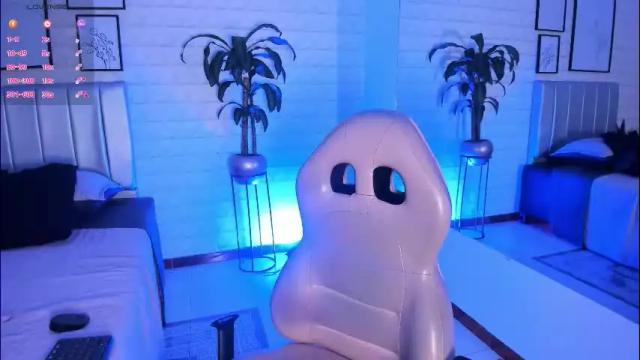 Image 2 of greennbella Stream on Chaturbate on 2 days ago