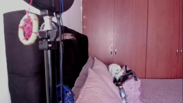 Image 7 of greenwine_gh Stream on Chaturbate on 3 months ago