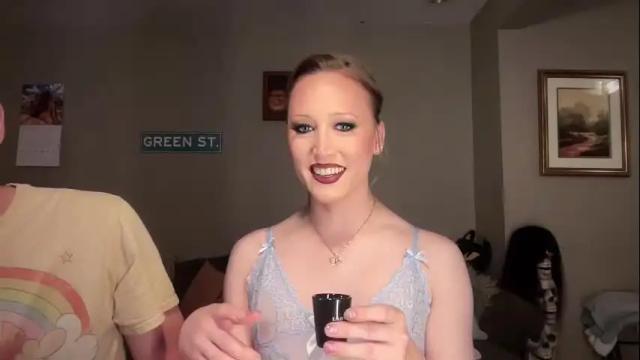 Thumbnail 2, greenxxxqueen's Stream at Chaturbate, 19 days ago