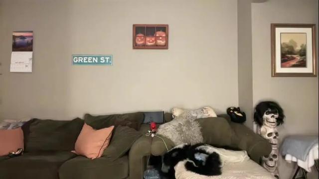 Image 6 of greenxxxqueen Stream on Chaturbate on 2 months ago