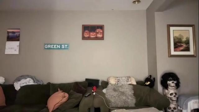 Image 10 of greenxxxqueen Stream on Chaturbate on 2 months ago