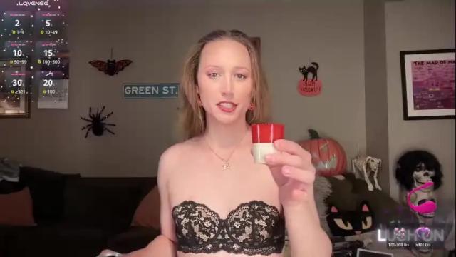 Image 8 of greenxxxqueen Stream on Chaturbate on 1 month ago