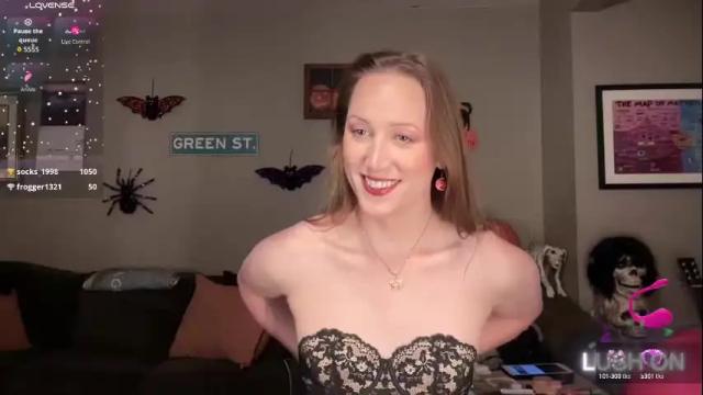 Image 7 of greenxxxqueen Stream on Chaturbate on 1 month ago