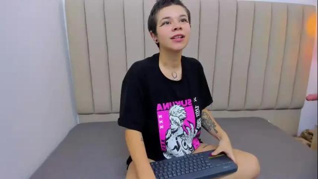 Image 4 of gremory_and_redlin69 Stream on Chaturbate on 3 months ago
