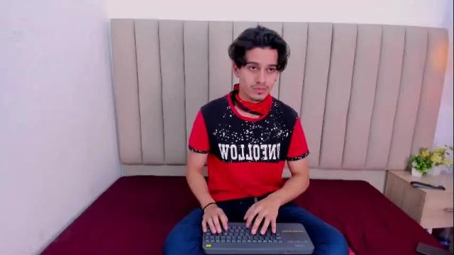 Thumbnail 2, gremory_and_redlin69's Stream at Chaturbate, 3 months ago