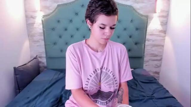 Image 3 of gremory_and_redlin69 Stream on Chaturbate on 2 months ago