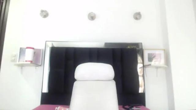 Image 12 of greta_de_rosa Stream on Chaturbate on 18 months ago