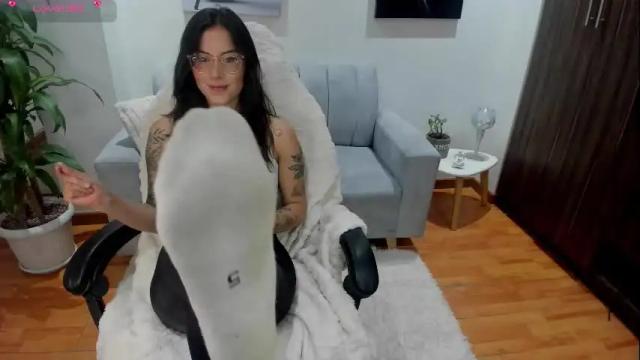 Image 10 of greta_miss Stream on Chaturbate on 3 months ago