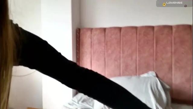 Image 4 of greta_miss Stream on Chaturbate on 1 month ago