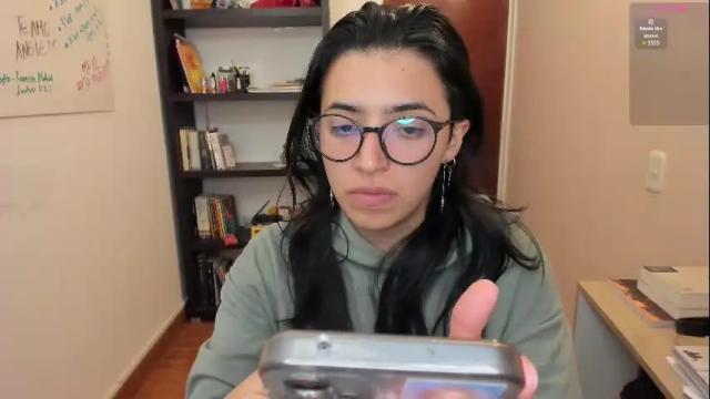 Image 3 of gretagat Stream on Chaturbate on 4 months ago