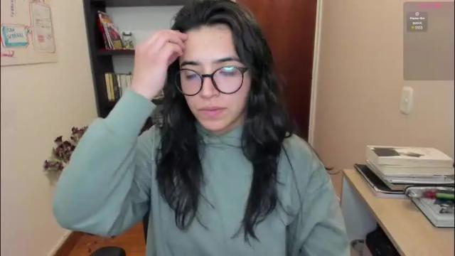 Image 3 of gretagat Stream on Chaturbate on 12 days ago