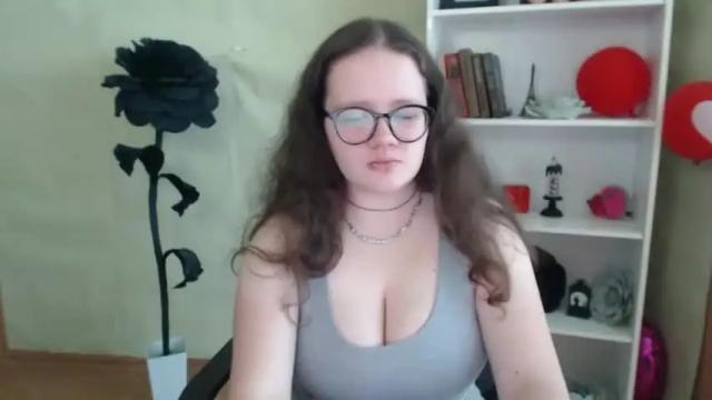 Image 4 of gretakiss Stream on Chaturbate on 13 months ago