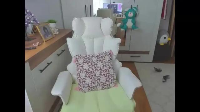 Image 12 of gretamilf Stream on Chaturbate on 1 month ago