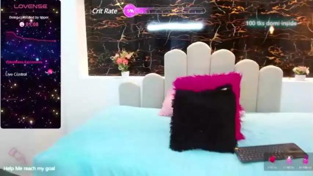 Image 7 of grettel_ramiirez Stream on Chaturbate on 12 months ago