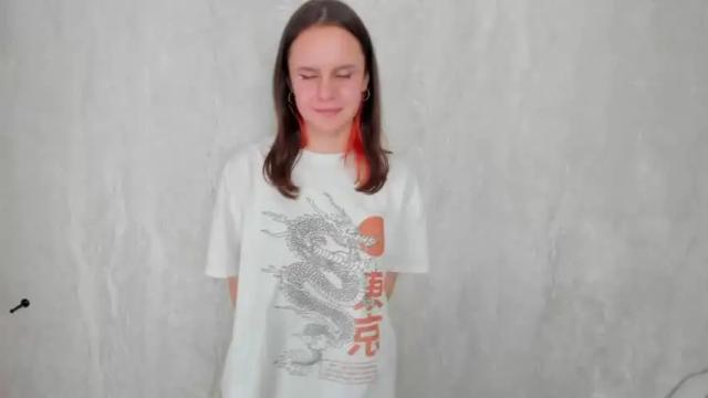 Image 2 of grey_melna Stream on Chaturbate on 19 months ago
